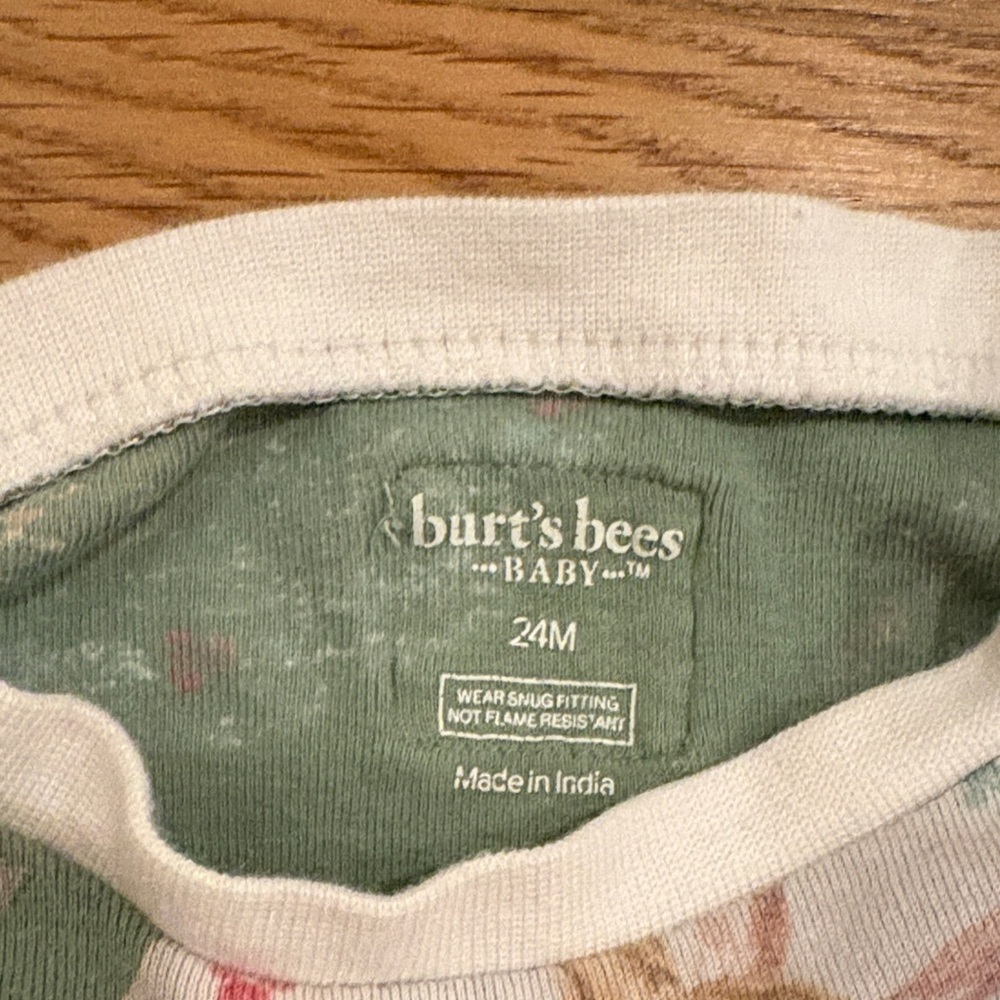Burt's Bees Reindeer Pancake Pajama Set - Picture 6 of 8